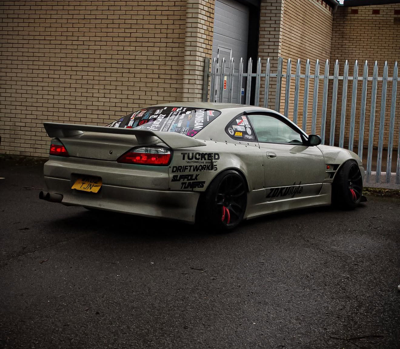 S15 digital cluster mount