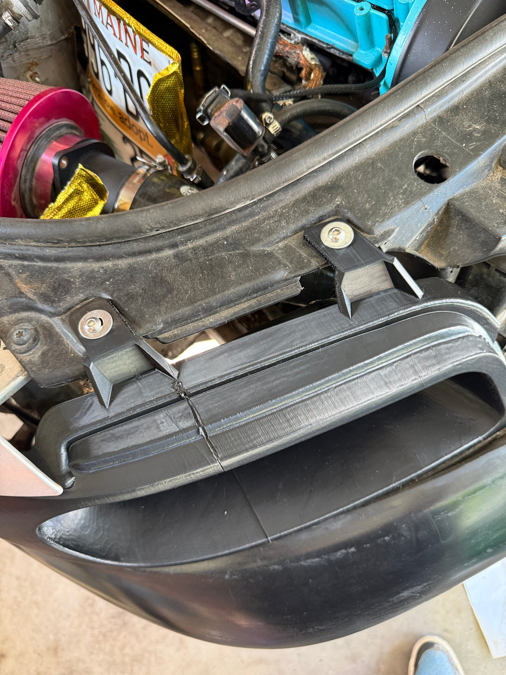 B5 Audi headlight vent